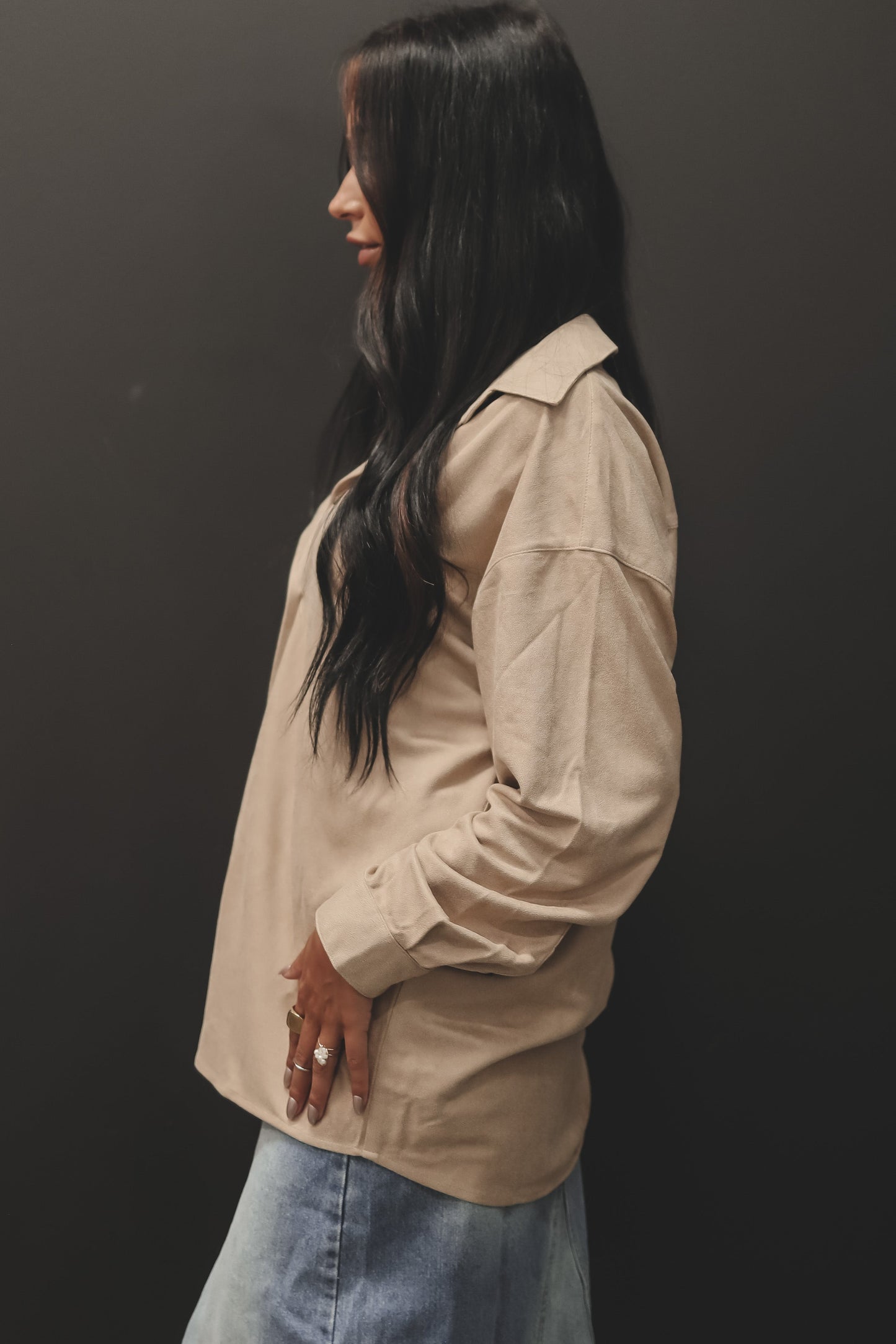 Chemise Suédine Légère Boutonnée – Beige